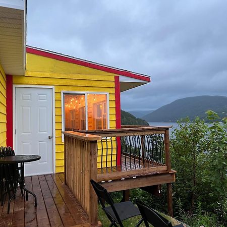 Knotty Pine Ocean Front Suite - Adults Only Ingonish Exterior photo