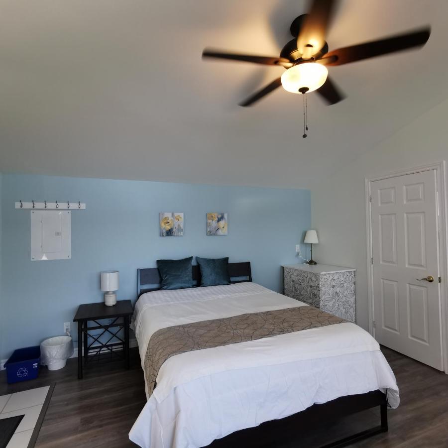 Knotty Pine Ocean Front Suite - Adults Only Ingonish Exterior photo