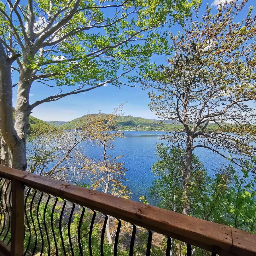 Knotty Pine Ocean Front Suite - Adults Only Ingonish Exterior photo