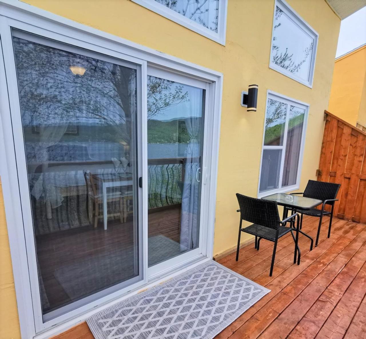 Knotty Pine Ocean Front Suite - Adults Only Ingonish Room photo